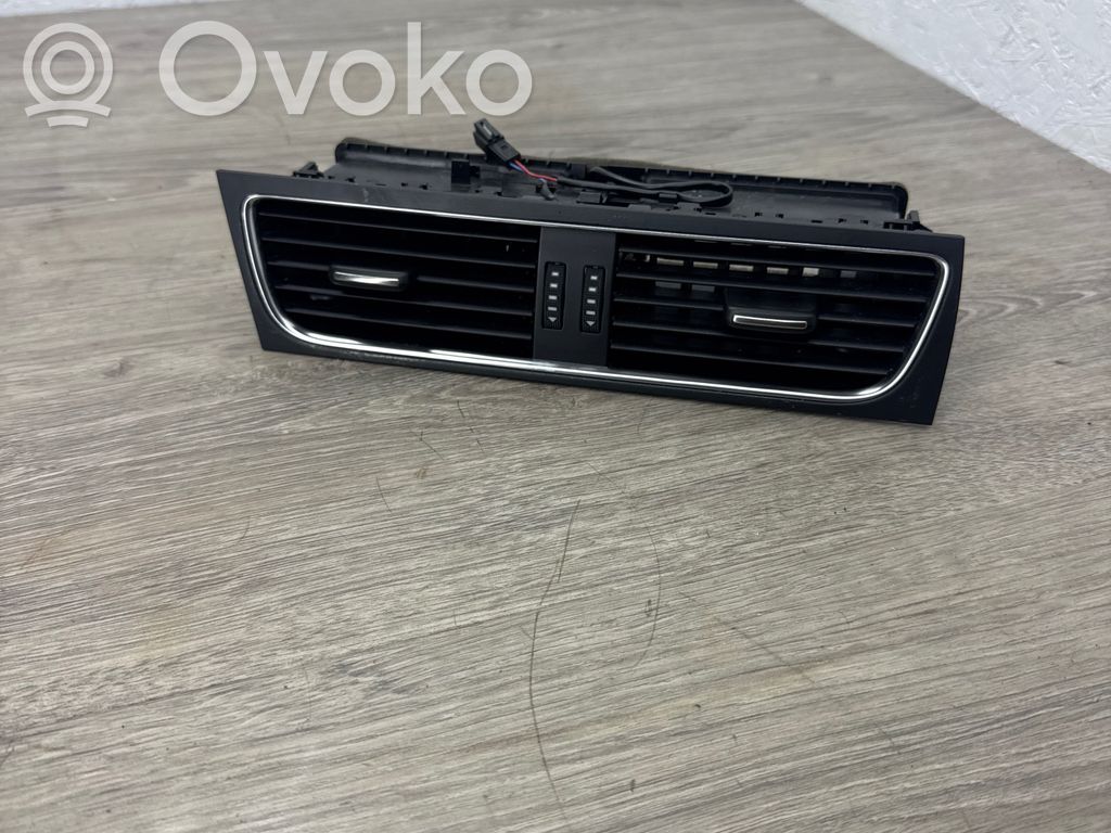 Dysze / Kratki środkowego nawiewu deski rozdzielczej   8T1820951A,90098790