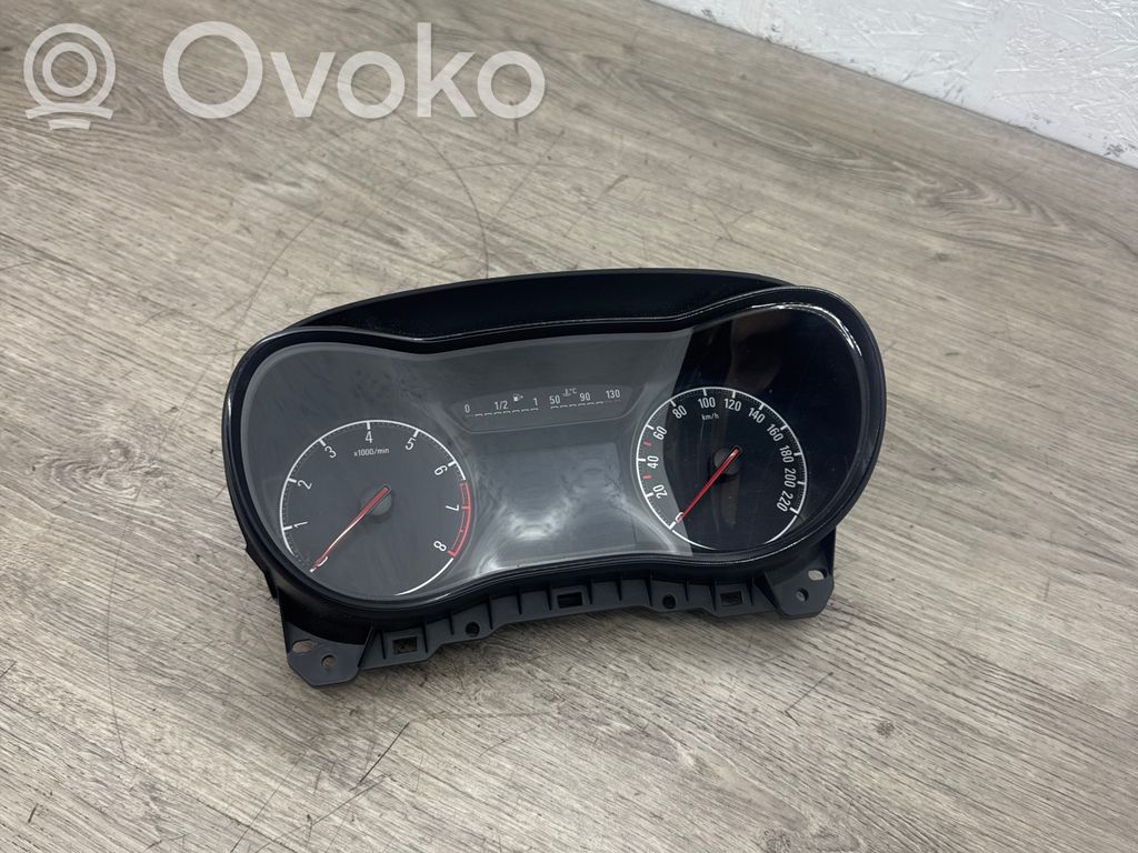 Opel Corsa E Spidometrs (instrumentu panelī) 