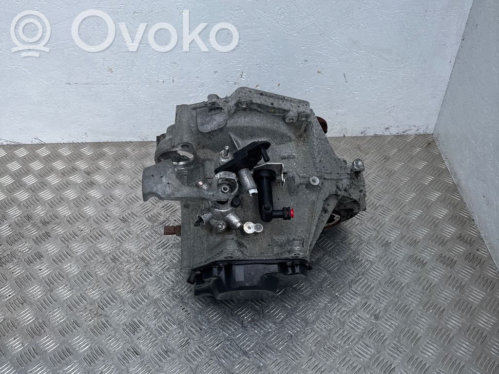 Volkswagen Golf VI Mehāniska 5 ātrumu pārnesumkārba 