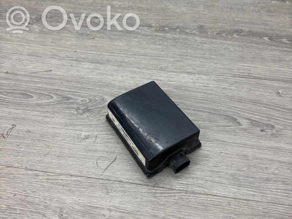 Radar / Czujnik Distronic   6864628,1307250037