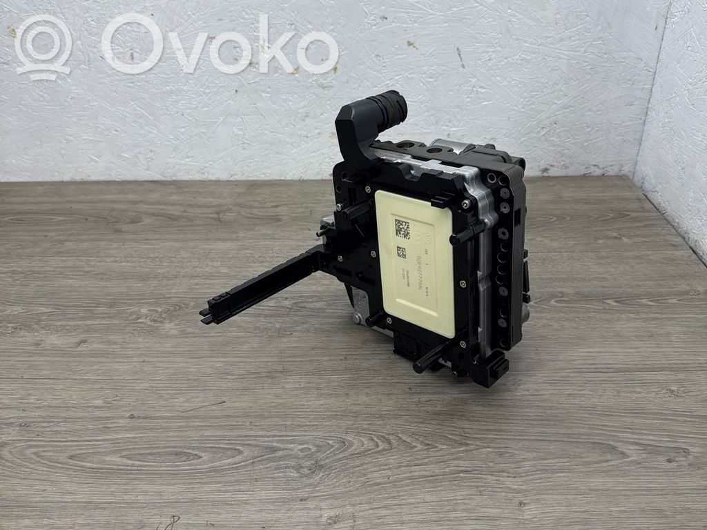 Volkswagen Touran II Transmission gearbox valve body 