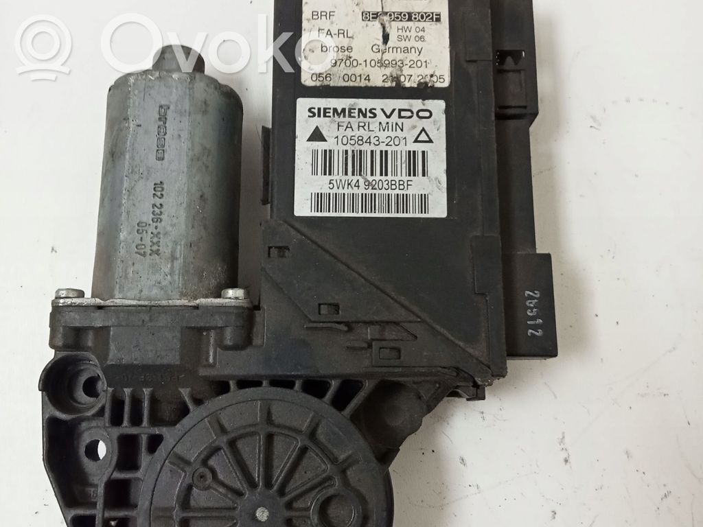 Silnik regulatora szyby drzwi przednich   8E2959802F