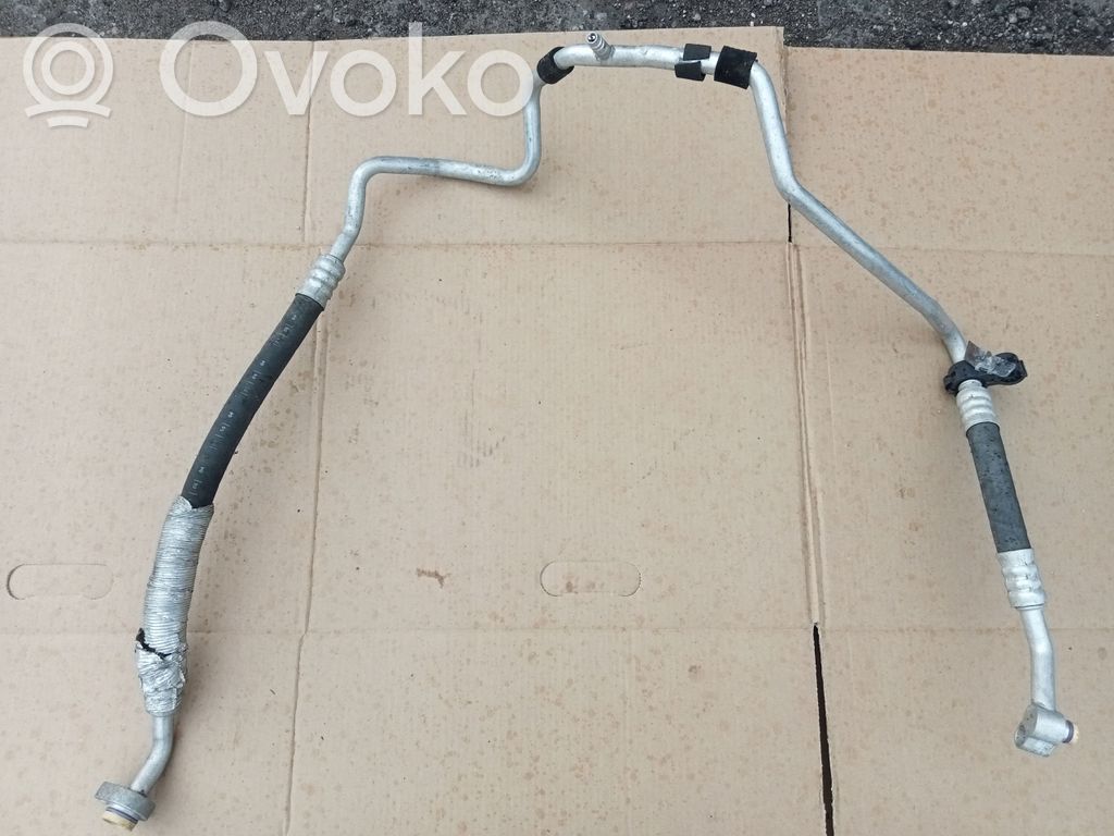 Volkswagen Golf V Ilmastointilaitteen putki (A/C) 