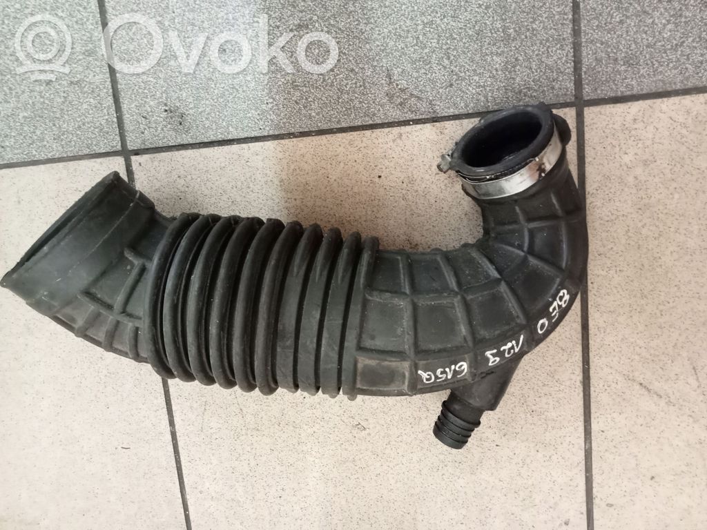 Audi A4 S4 B7 8E 8H Ilmanoton letku 