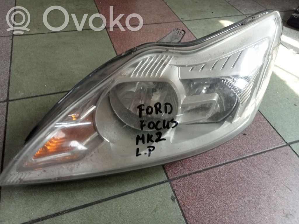 Ford Focus Headlight/headlamp 