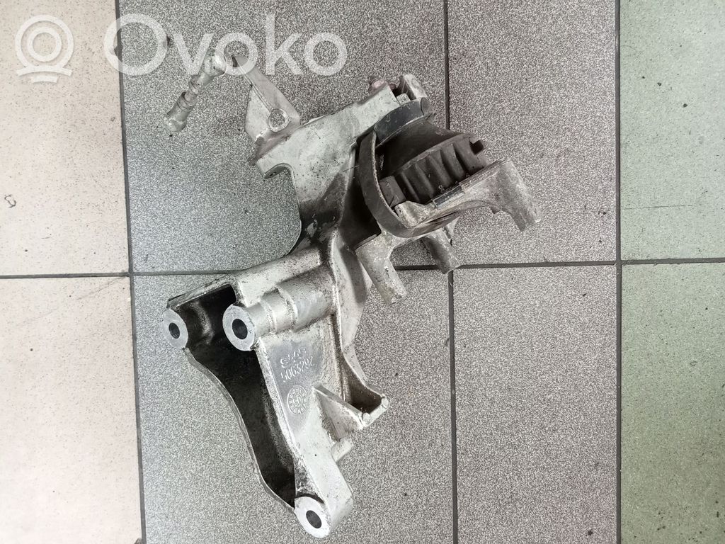 Saab 9-3 Ver2 Engine mount bracket 