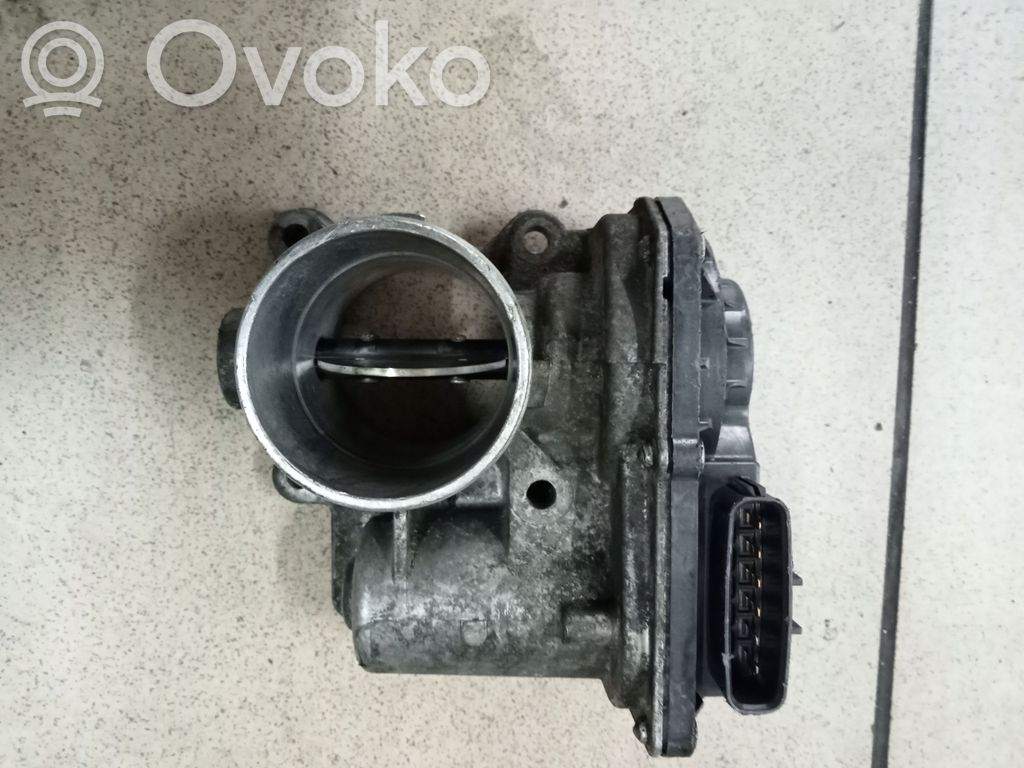 Toyota Yaris Throttle valve 