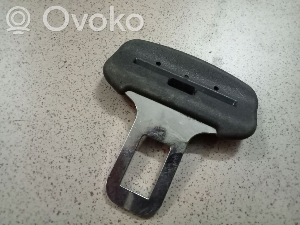 Opel Astra H Cinturón delantero 