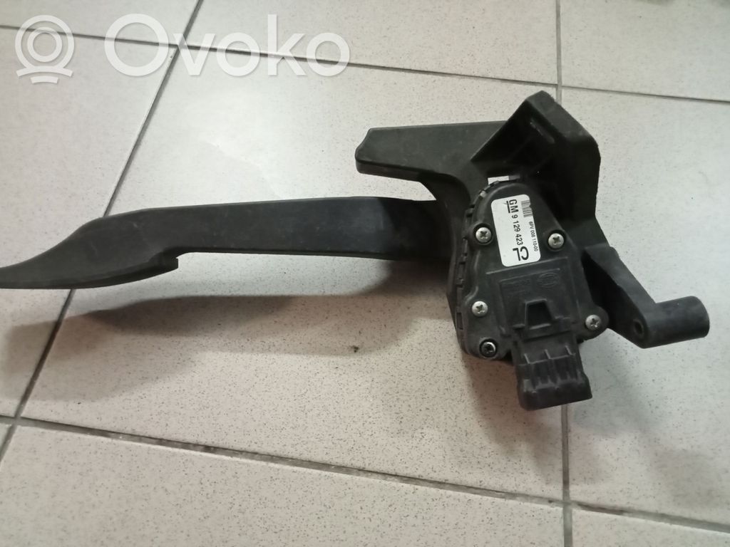 Opel Corsa C Accelerator throttle pedal 