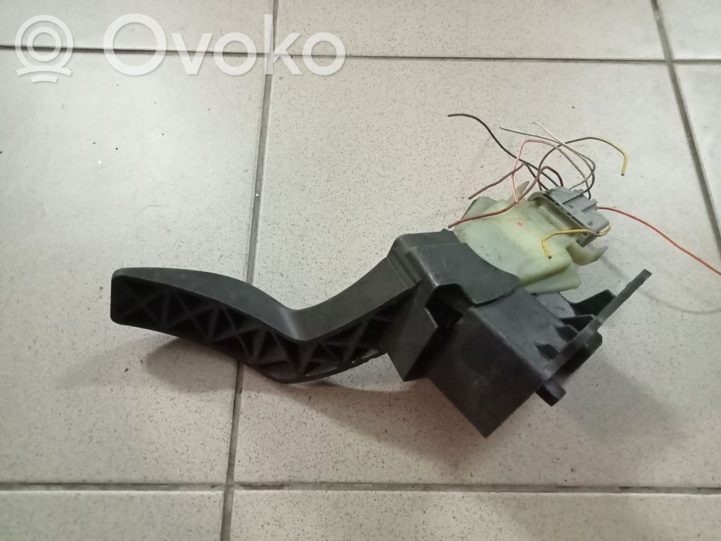 Ford Focus Akseleratora pedālis 