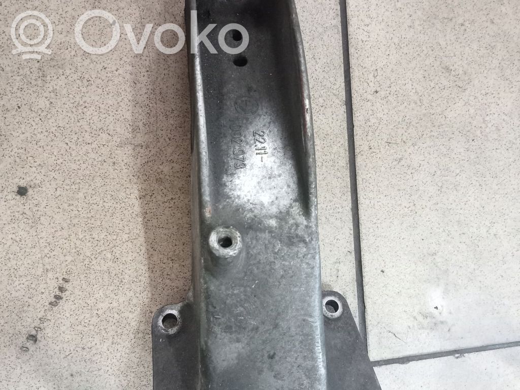 BMW 5 E39 Engine mounting bracket 