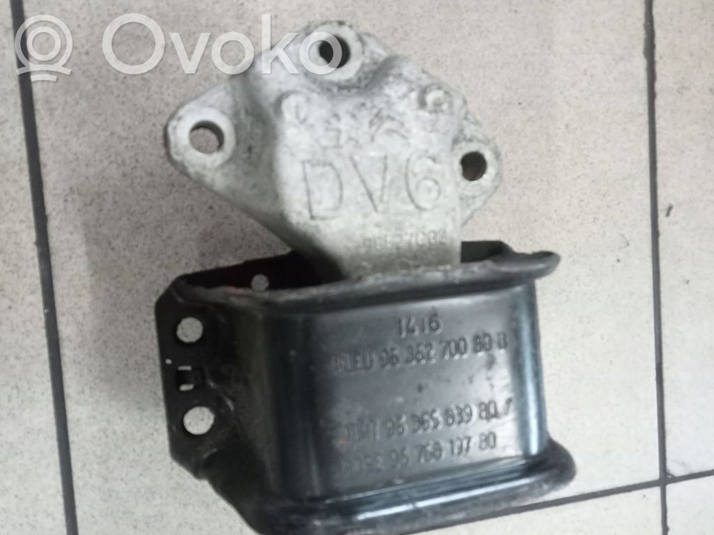 Citroen Berlingo Engine mount bracket 
