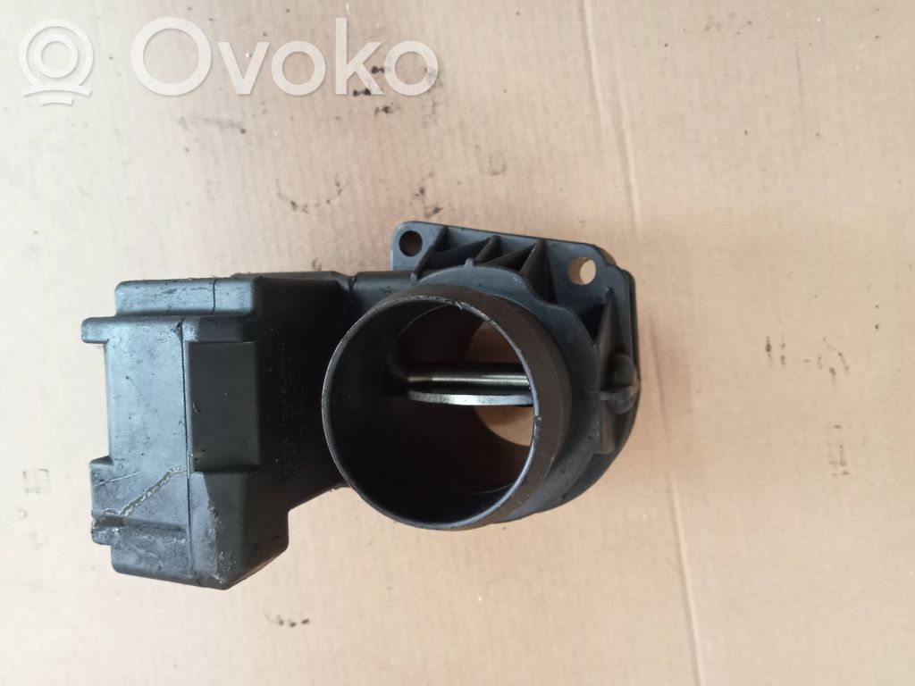 Ford Fiesta Droselinė sklendė 