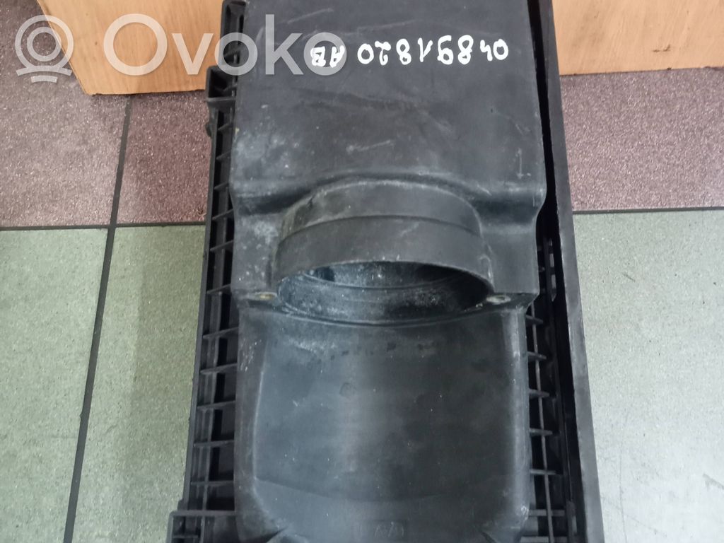 Dodge Caliber Air filter box 