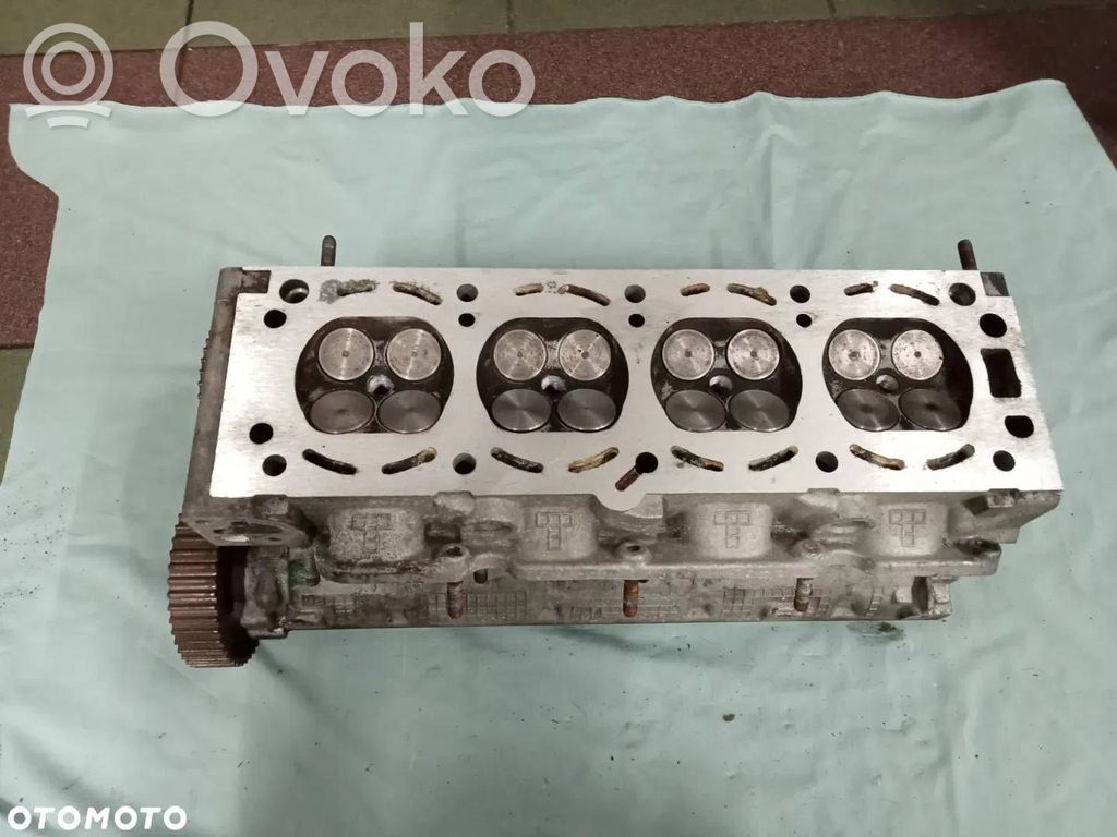 Chevrolet Vectra Engine head 