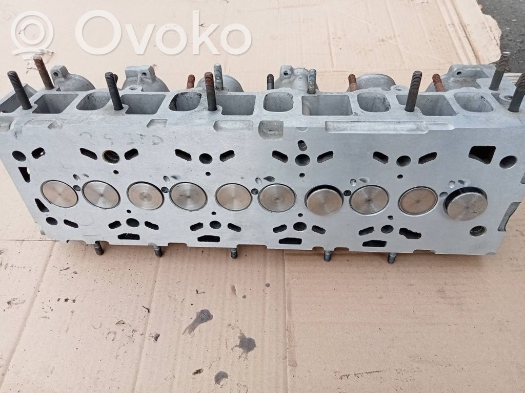 Alfa Romeo 156 Engine head 