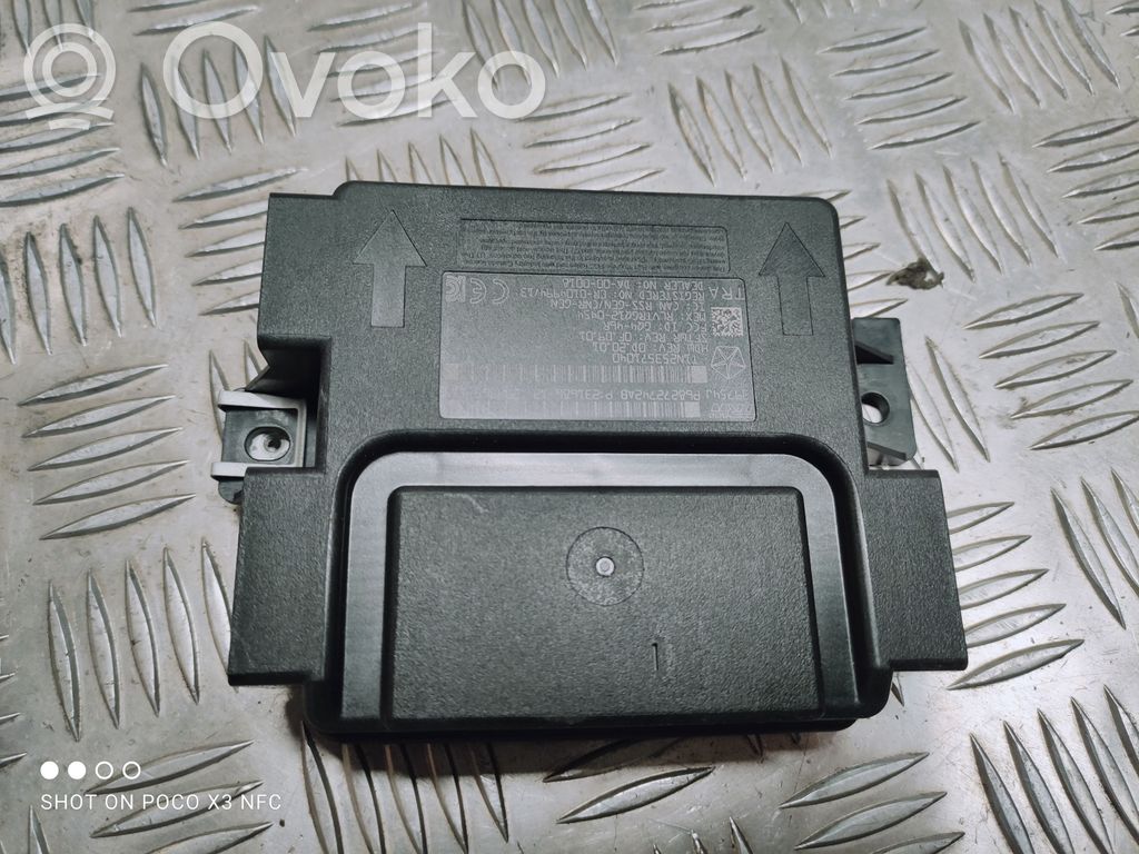 Jeep Cherokee Keyless (KESSY) go control unit/module 