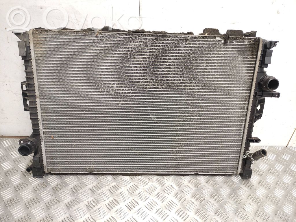 Coolant radiator