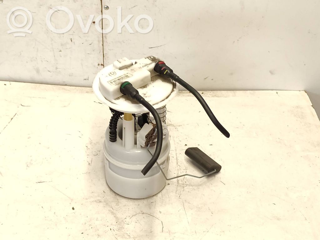 Renault Captur Pompe à carburant 