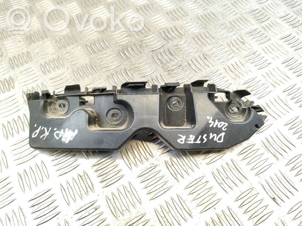 Dacia Duster Front bumper mounting bracket 