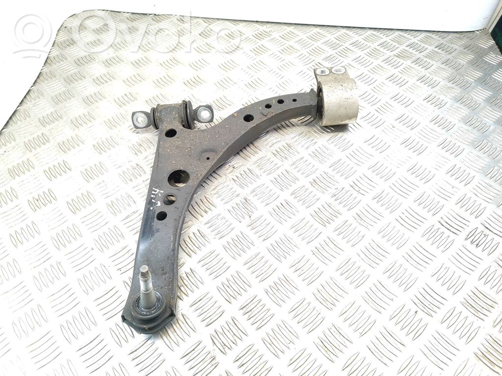 Opel Astra K Dakša 
