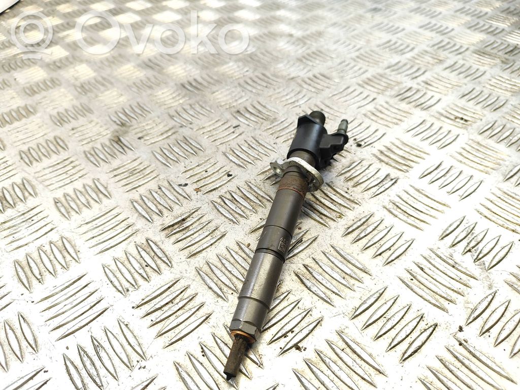 Volvo S60 Fuel injector 