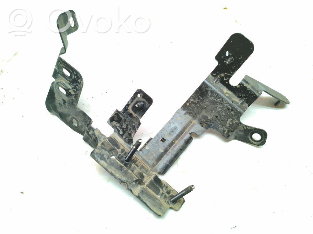 Opel Astra L Variklio tvirtinimo kronšteinas 