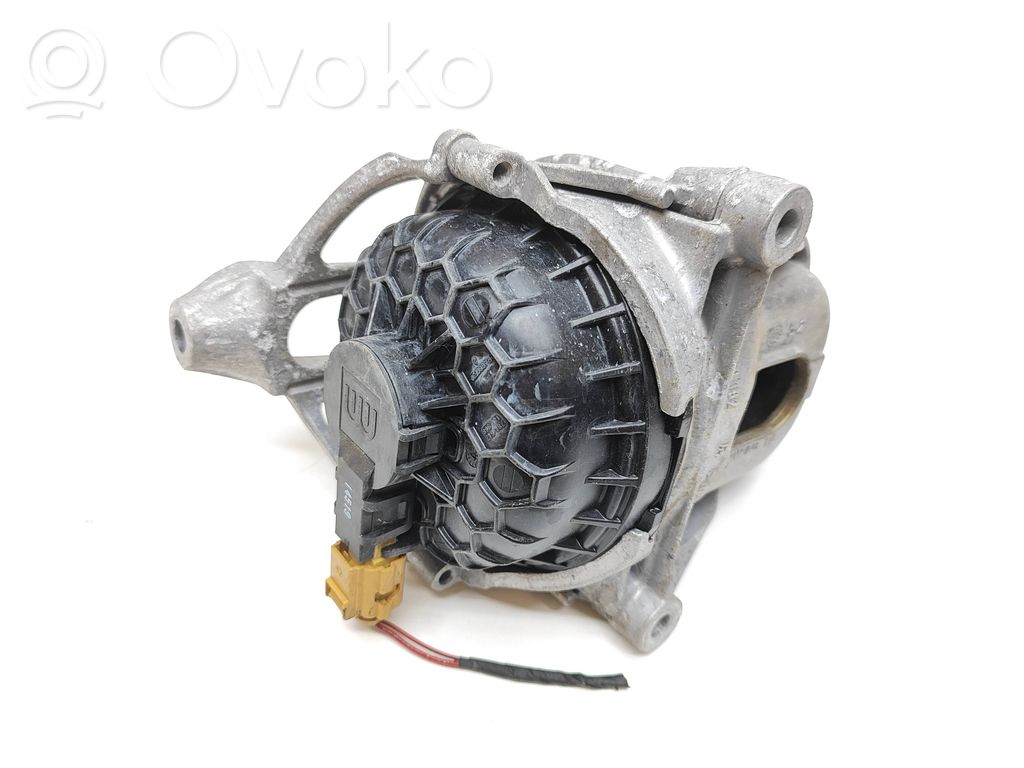 Audi Q5 SQ5 FY Engine mount bracket 