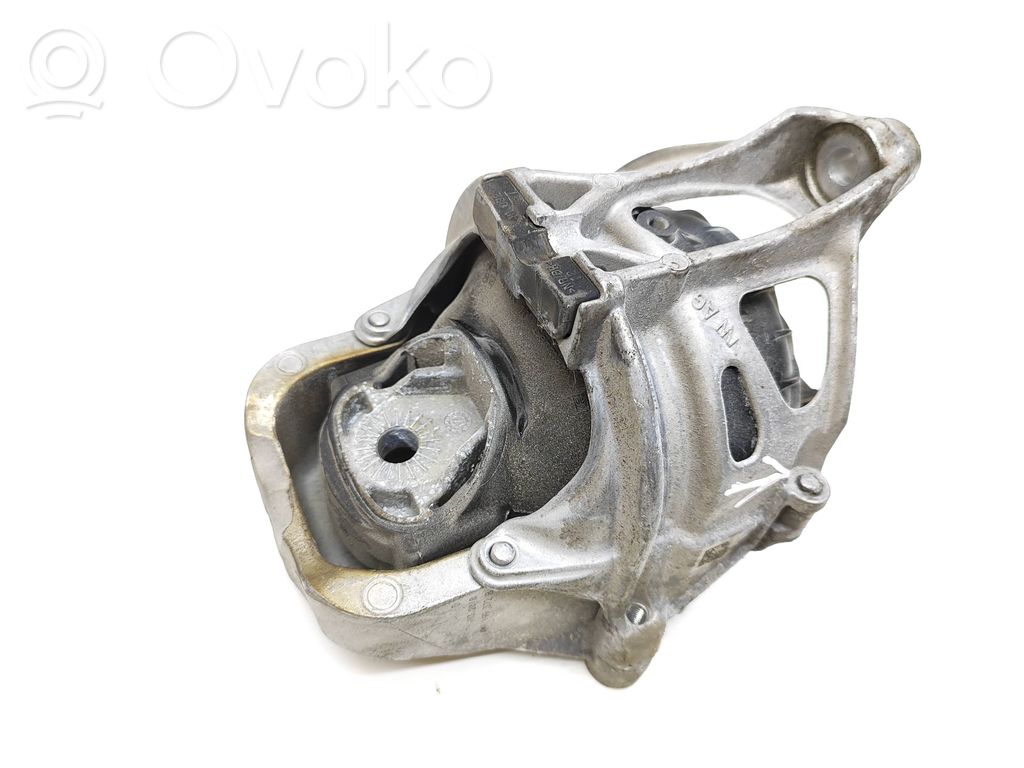 Audi Q5 SQ5 FY Engine mount bracket 