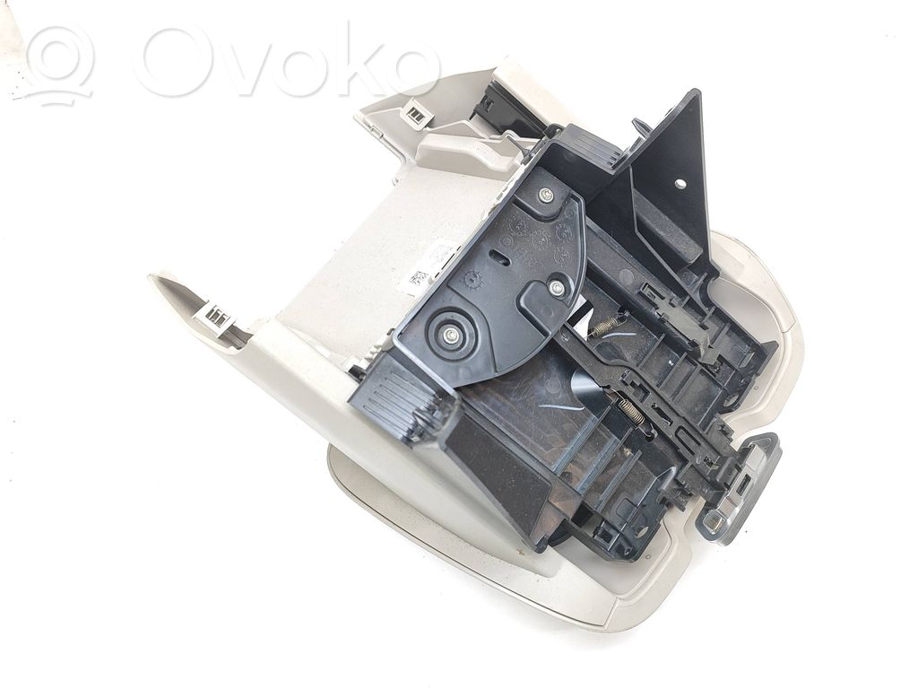 Chrysler Pacifica Glove box 