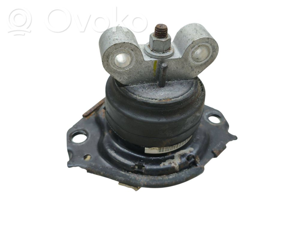 Dodge Charger Engine mount bracket 