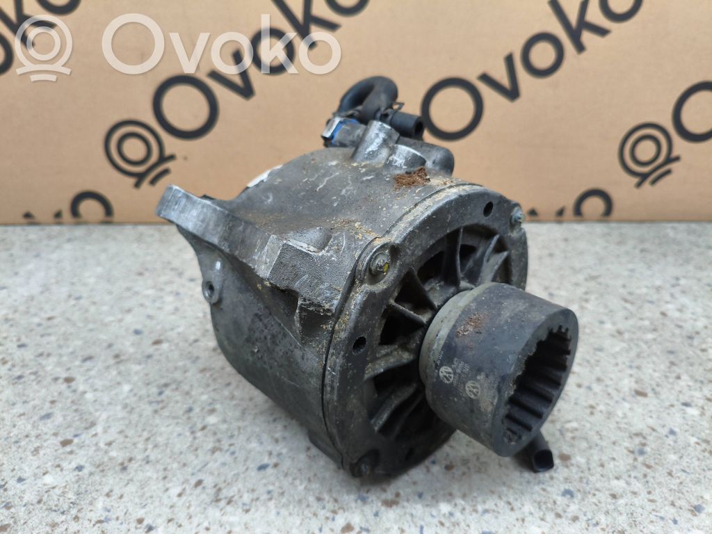 Volkswagen Touareg I Alternador 