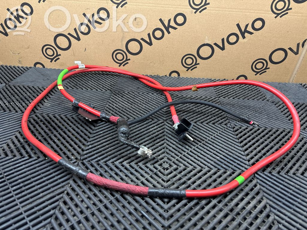 Dodge Challenger Pluskaapeli (akku) 