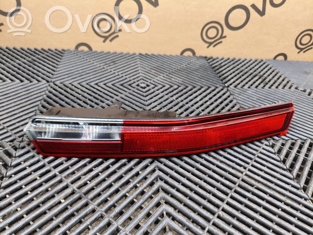 BMW iX Lampy tylnej klapy bagażnika 