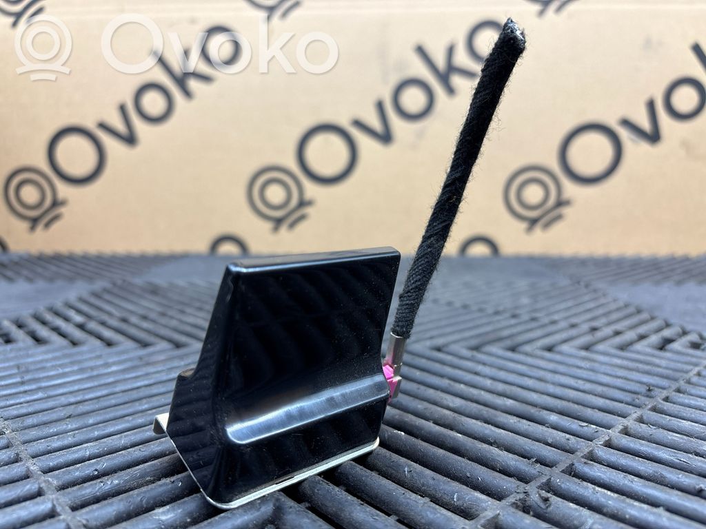 Ram 1500 DT Antenna GPS 