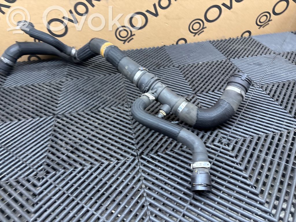 Alfa Romeo Stelvio Przewód / Wąż chłodnicy