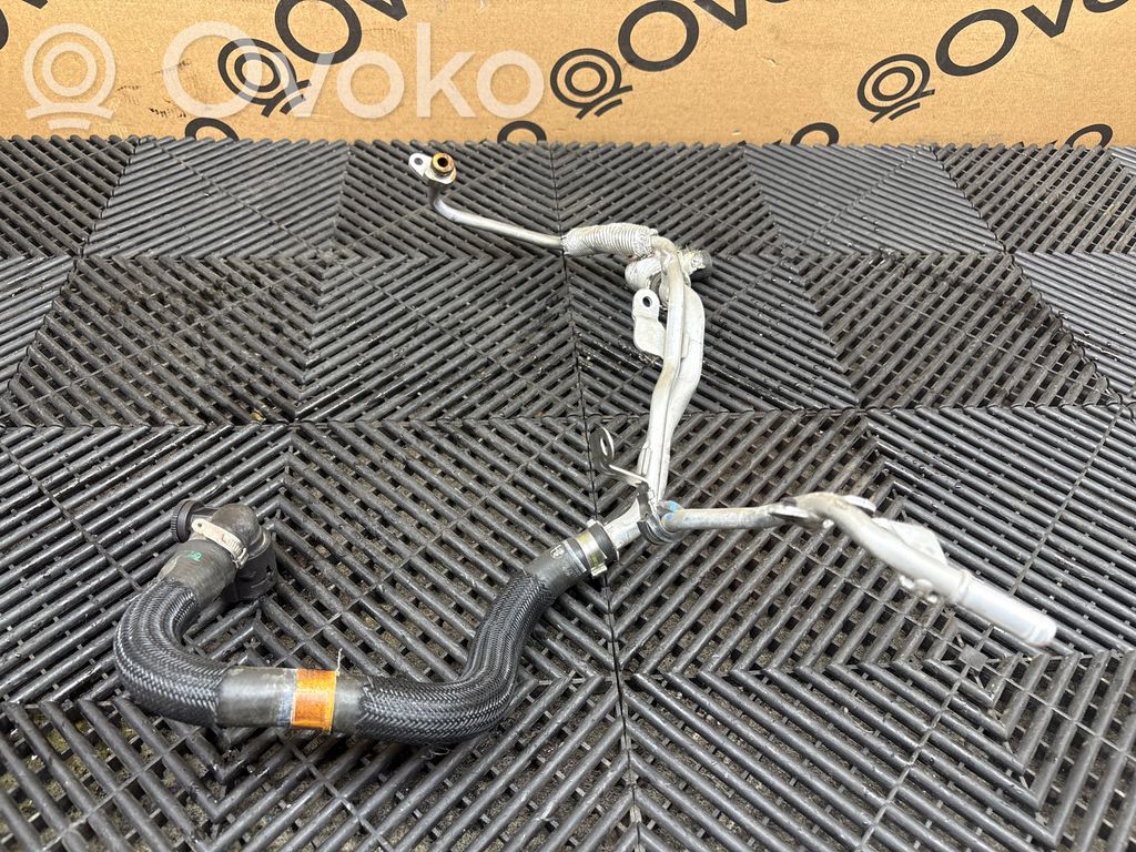 Alfa Romeo Stelvio Conductă/furtun lichid de răcire motor