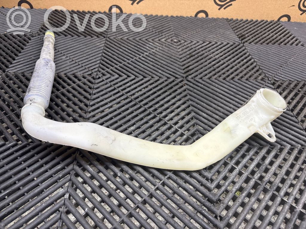 Porsche Cayenne (92A) Einfüllschlauch Waschwasserbehälter 
