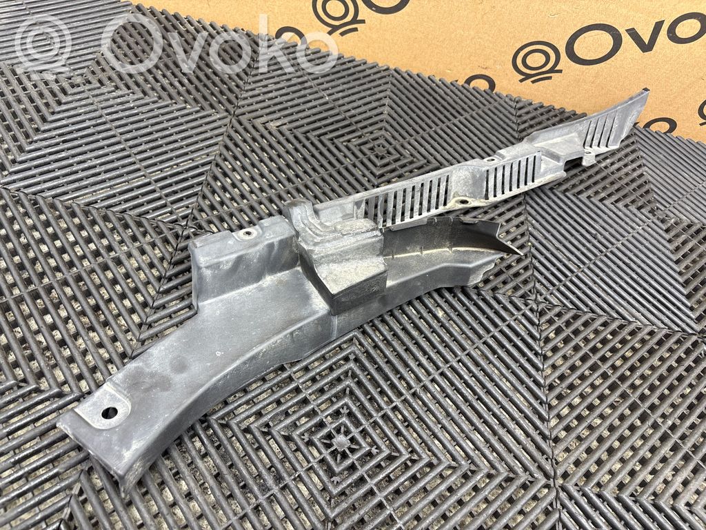 Volvo XC60 Bridă fixare aripă față 
