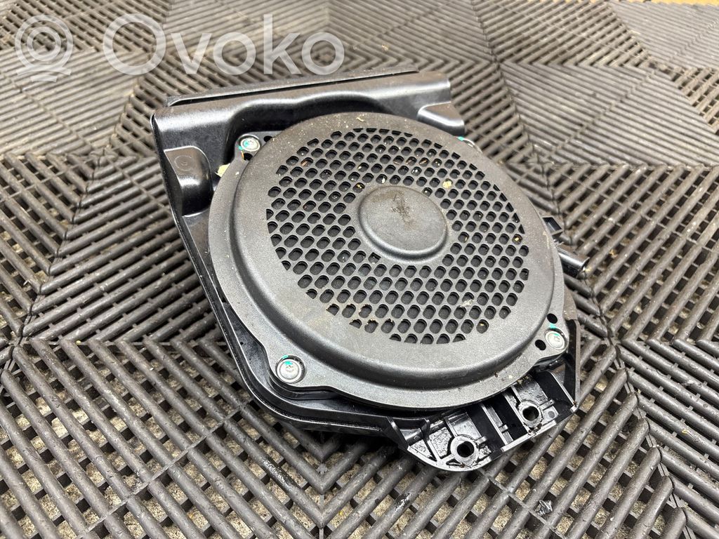 KIA Stinger Enceinte subwoofer 