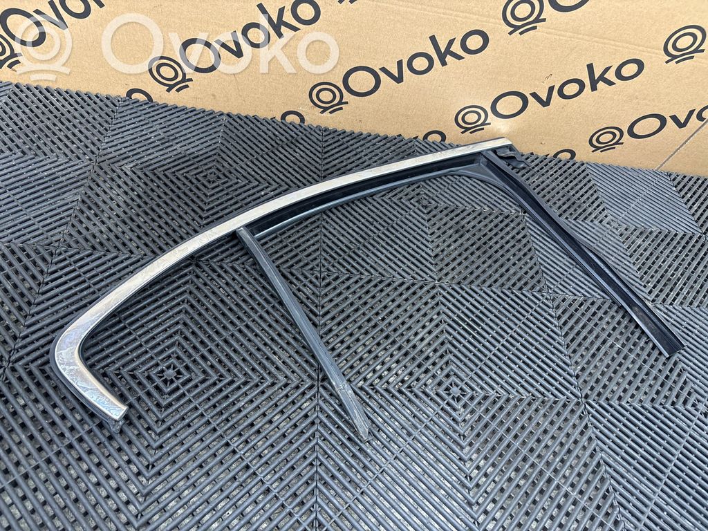 Alfa Romeo Giulia Ornament geam ușă spate