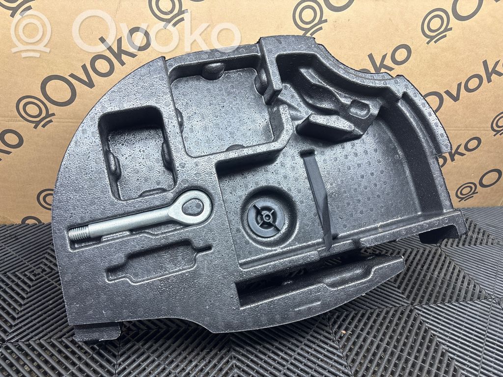 Chevrolet Bolt Įrankių komplektas 