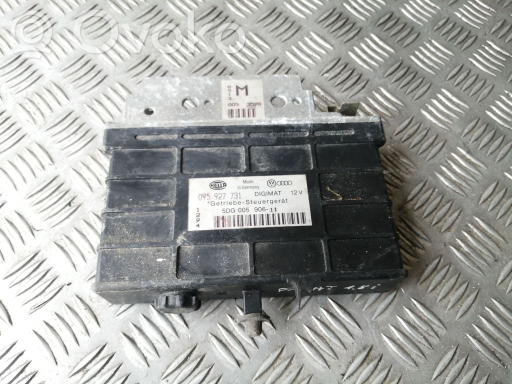 Volkswagen PASSAT B3 Gearbox control unit/module 