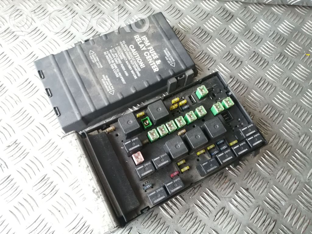 Chrysler Voyager Fuse module 