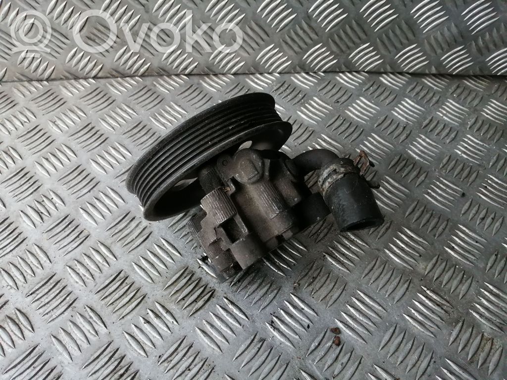 Chrysler Voyager Vairo stiprintuvo siurblys 