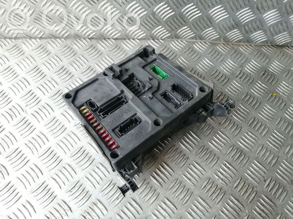 Volkswagen Sharan Fuse module 