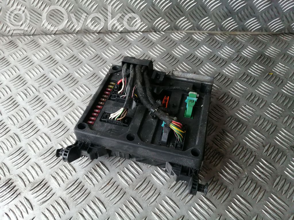 Volkswagen Sharan Fuse module 