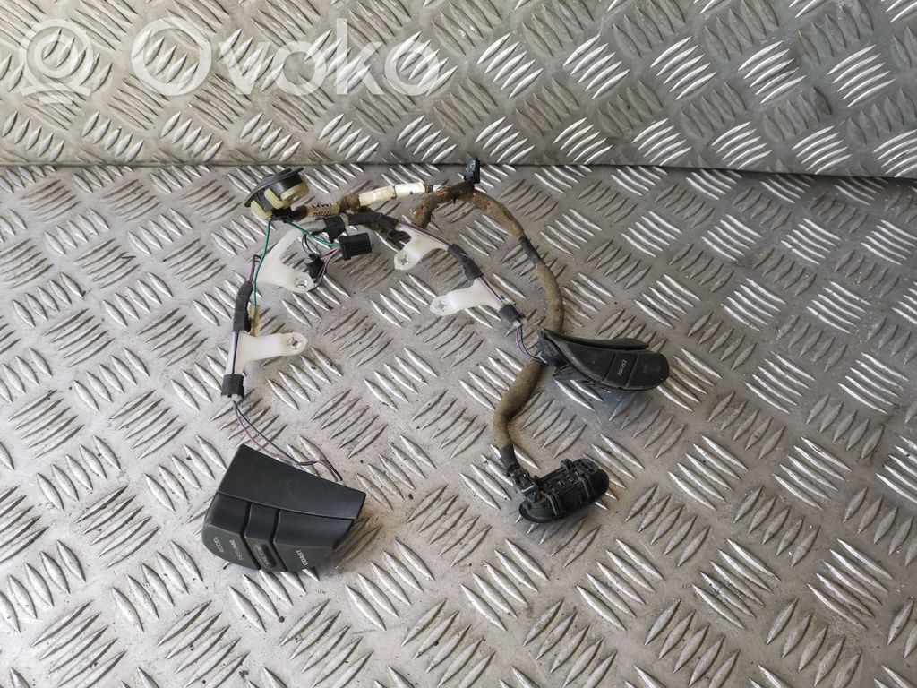 Chrysler Voyager Steering wheel buttons/switches 