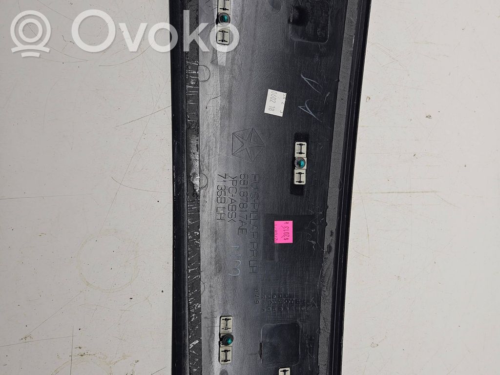 Chrysler Pacifica (C) pillar trim 
