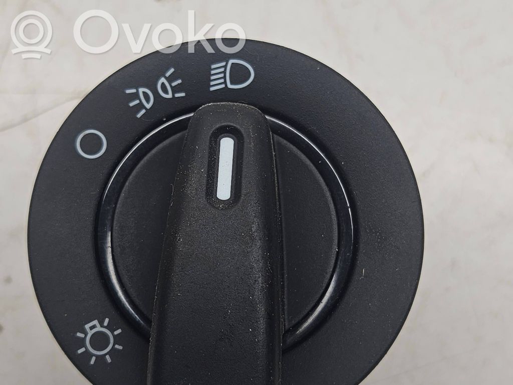 Dodge Grand Caravan Light switch 